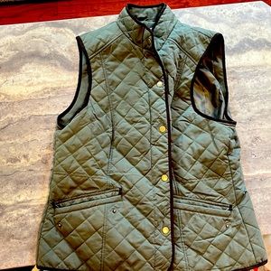 NWT Bass Hunter Green Vest